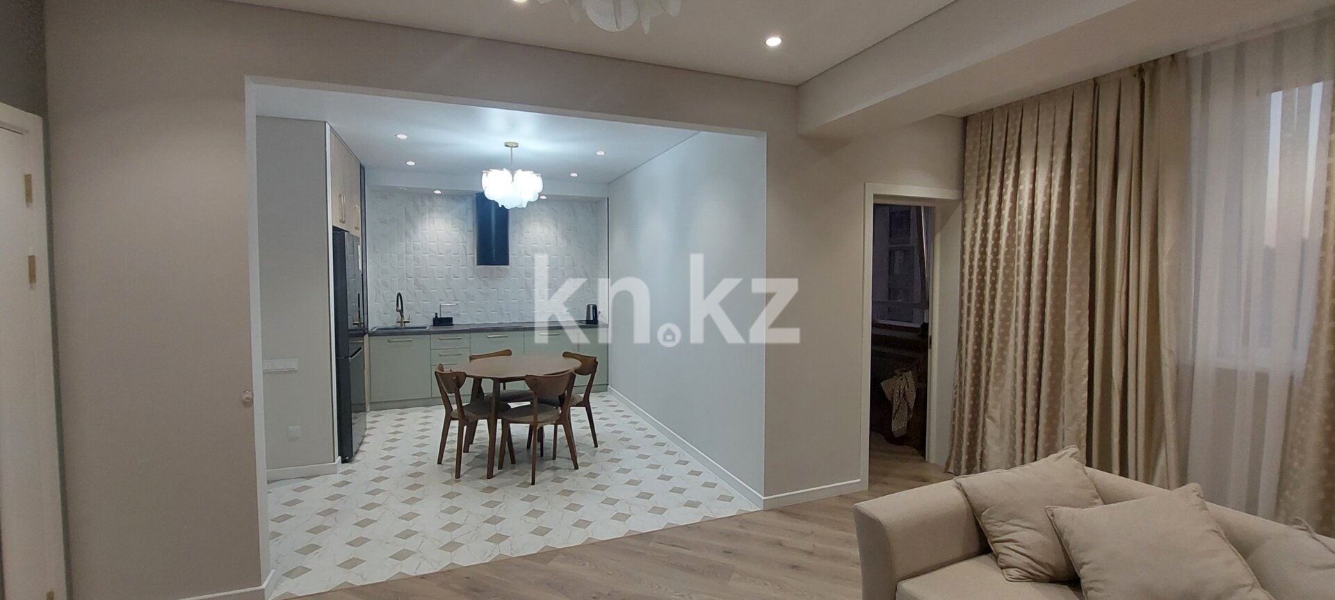 Продажа 3-комнатной квартиры, 82 м² в Алматы