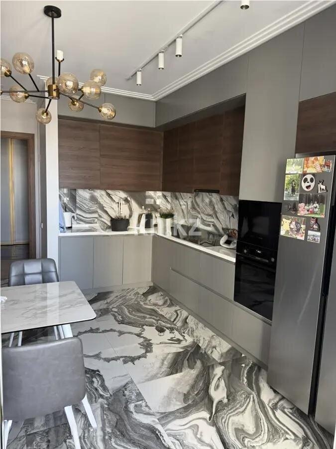 Продажа 4-комнатной квартиры, 134.5 м² в Алматы - фото 5