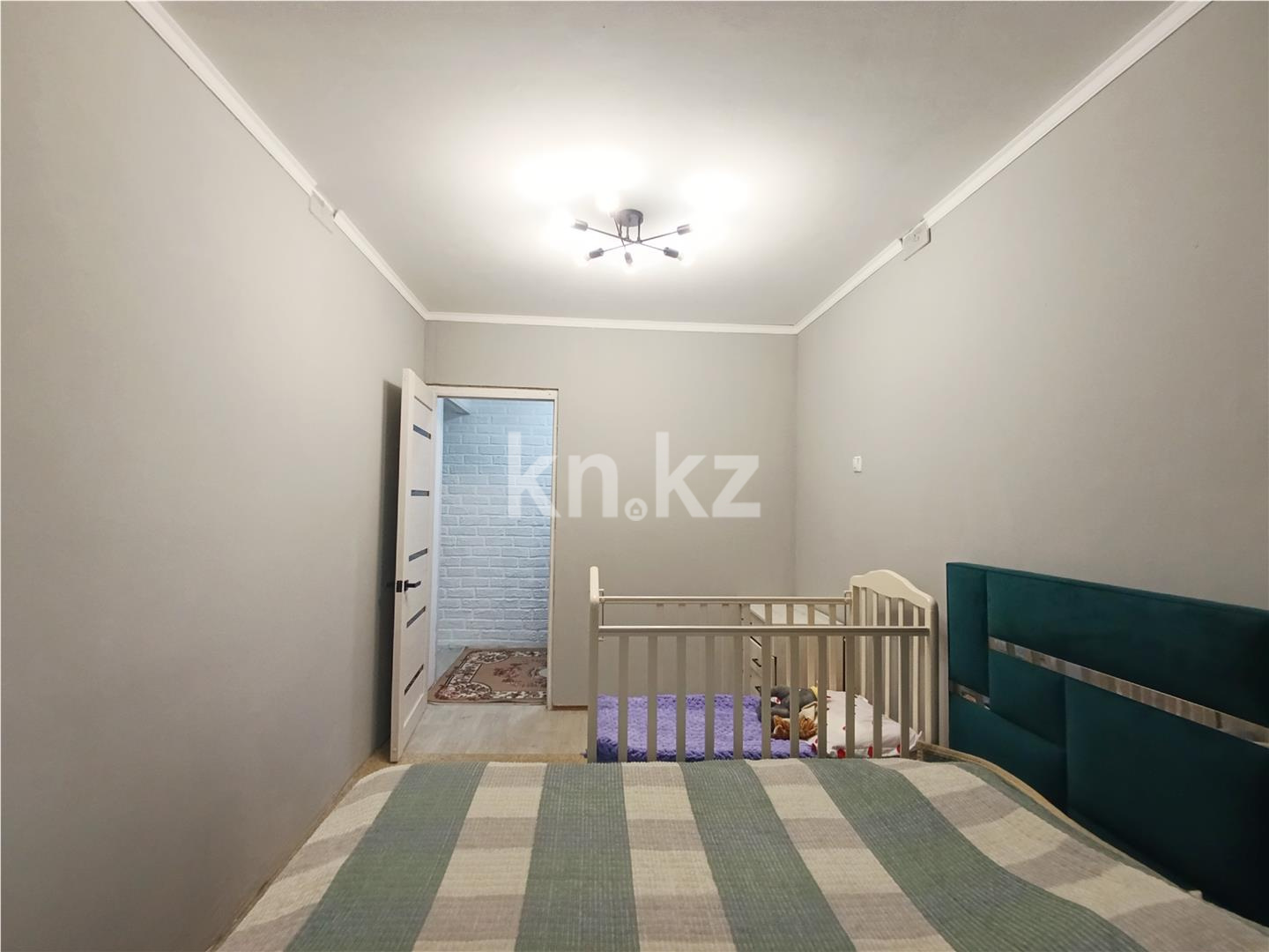 Продажа 2-комнатной квартиры, 42 м², 23-й мкр., дом  10 в Караганде - фото 4