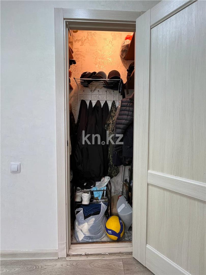 Продажа 3-комнатной квартиры, 70 м², ул. 9-й мкр. в Темиртау - фото 15