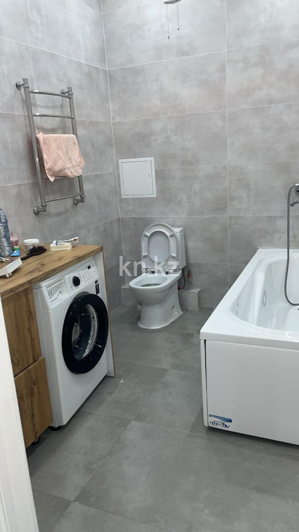 Продажа 2-комнатной квартиры, 84 м², мкр-н 17, дом  20 в Актау - фото 10