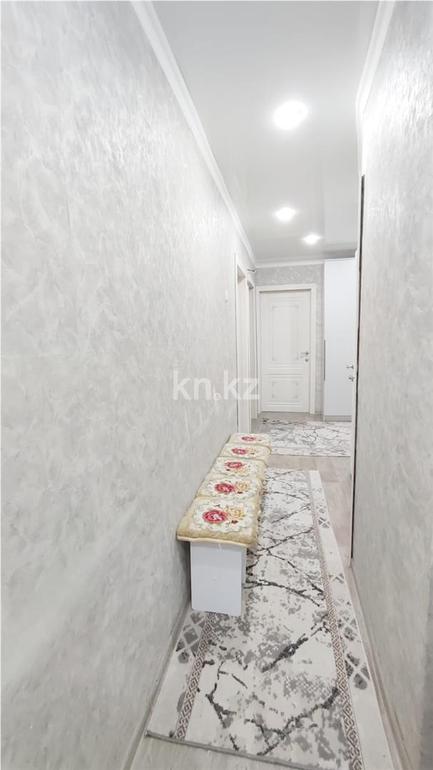 Продажа 3-комнатной квартиры, 63 м², мкр-н 14, дом  42 в Караганде - фото 11