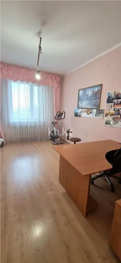 Продажа 4-комнатной квартиры, 168.2 м² в Астане - фото 4