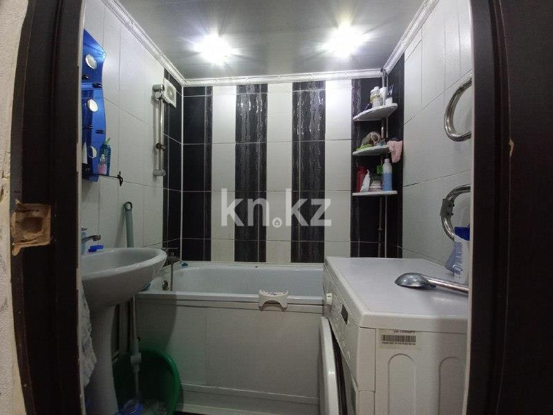 Продажа 3-комнатной квартиры, 74 м², мкр-н 8 в Темиртау - фото 9