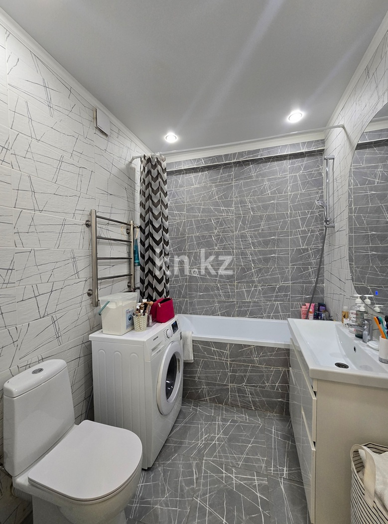 Продажа 2-комнатной квартиры, 65 м² в Алматы - фото 22