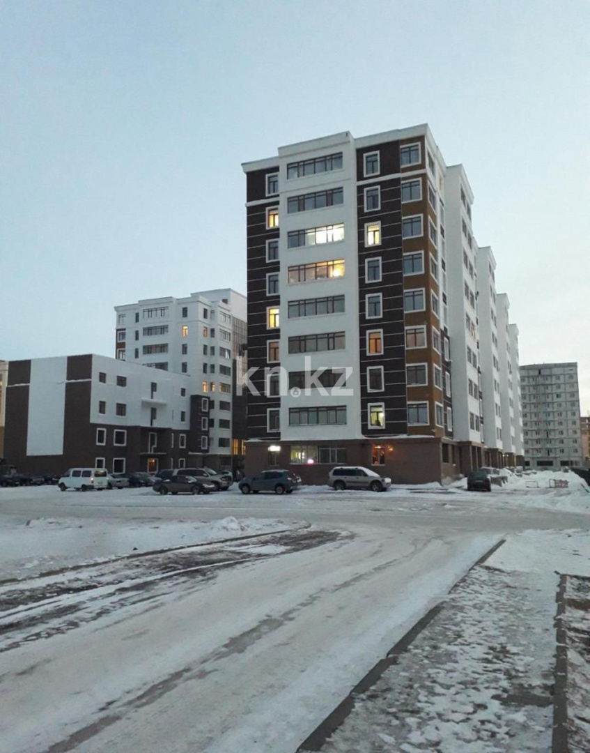 Продажа , 100 м², ул. Нуршайыкова в Астане