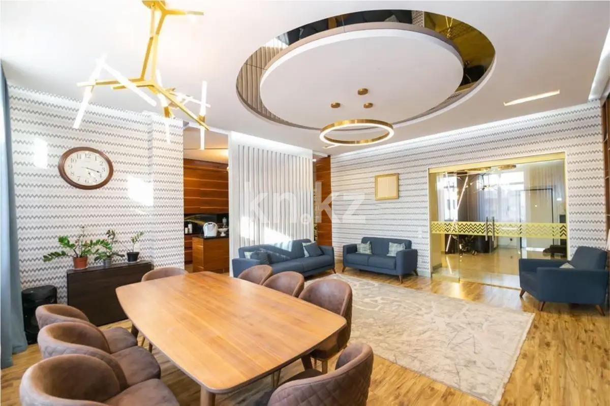 Продажа 4-комнатной квартиры, 165.6 м², ул. Керей, Жанибек хандар, дом  14/2 блок A в Астане