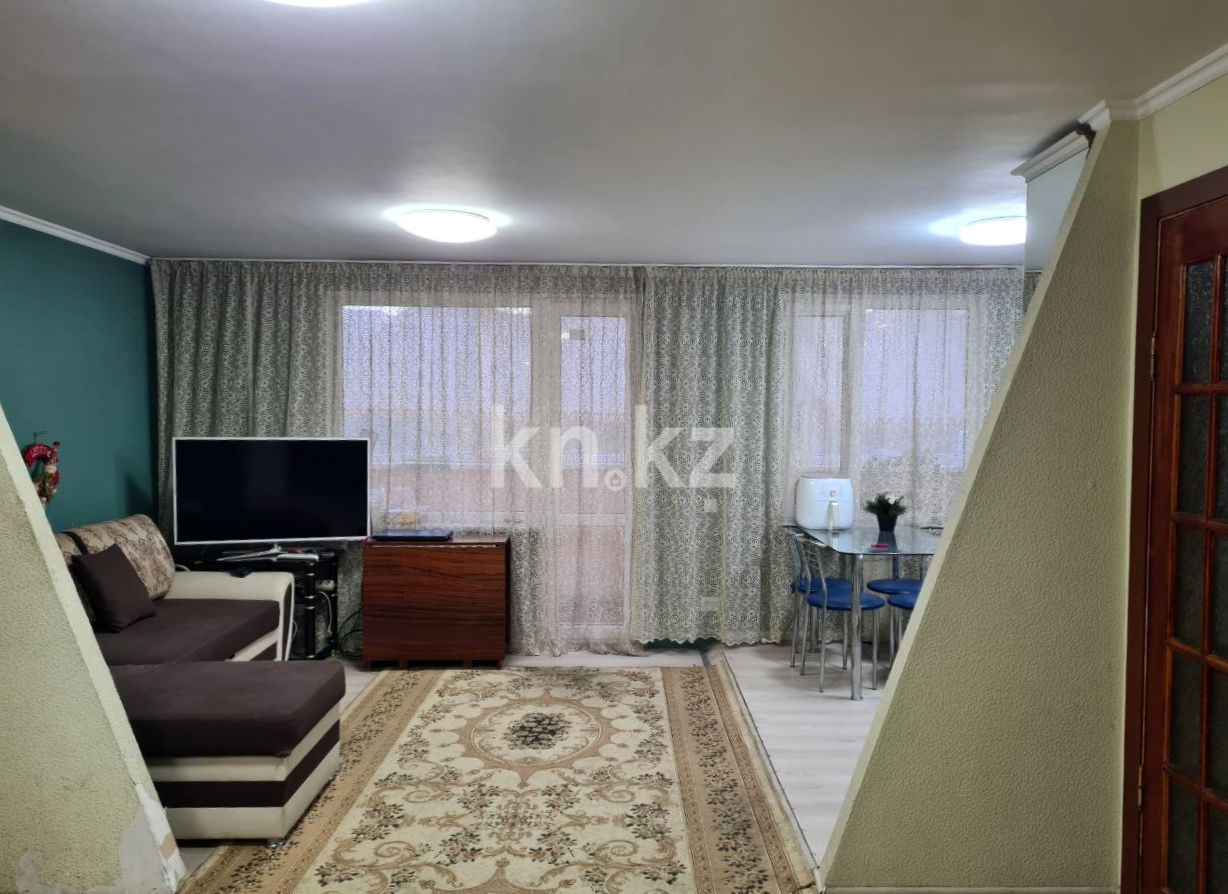Продажа 3-комнатной квартиры, 63 м², ул. Бажова, дом  339/2 в Усть-Каменогорске - фото 4