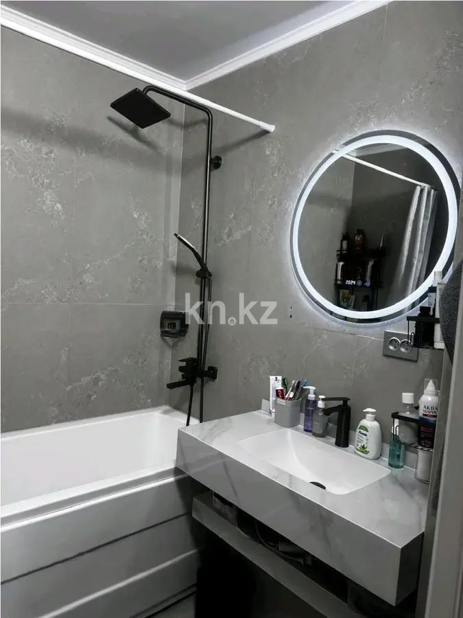 Продажа 3-комнатной квартиры, 70.4 м² в Алматы - фото 3