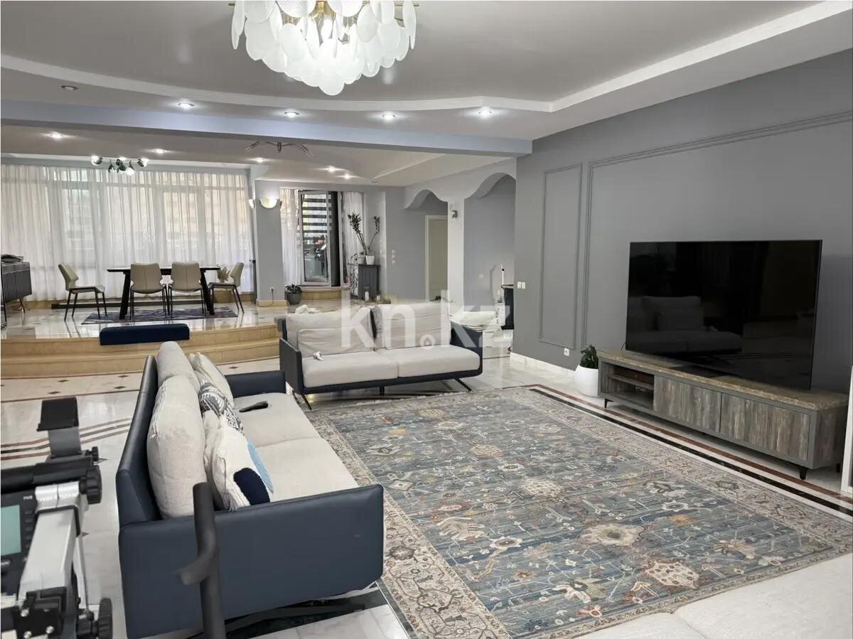 Продажа 4-комнатной квартиры, 230 м² в Алматы