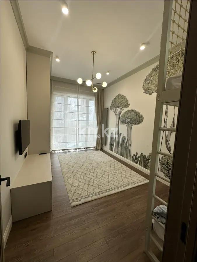 Продажа 4-комнатной квартиры, 110 м², ул. Сарайшык, дом  6 в Астане - фото 2