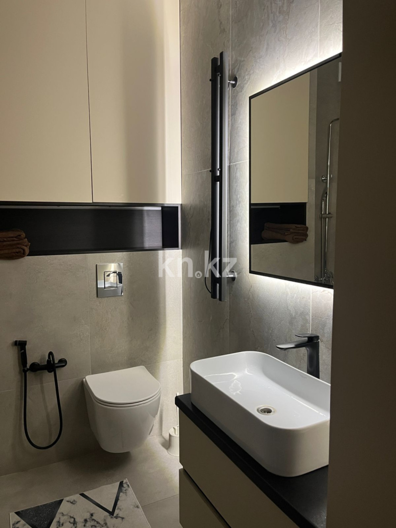 Продажа 2-комнатной квартиры, 47 м², ул. Букетова, дом  3/6 в Караганде - фото 9