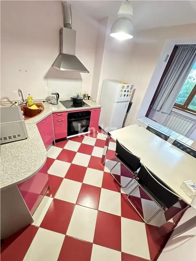 Продажа 2-комнатной квартиры, 50 м², мкр-н Самал-2, дом  77 в Алматы - фото 3