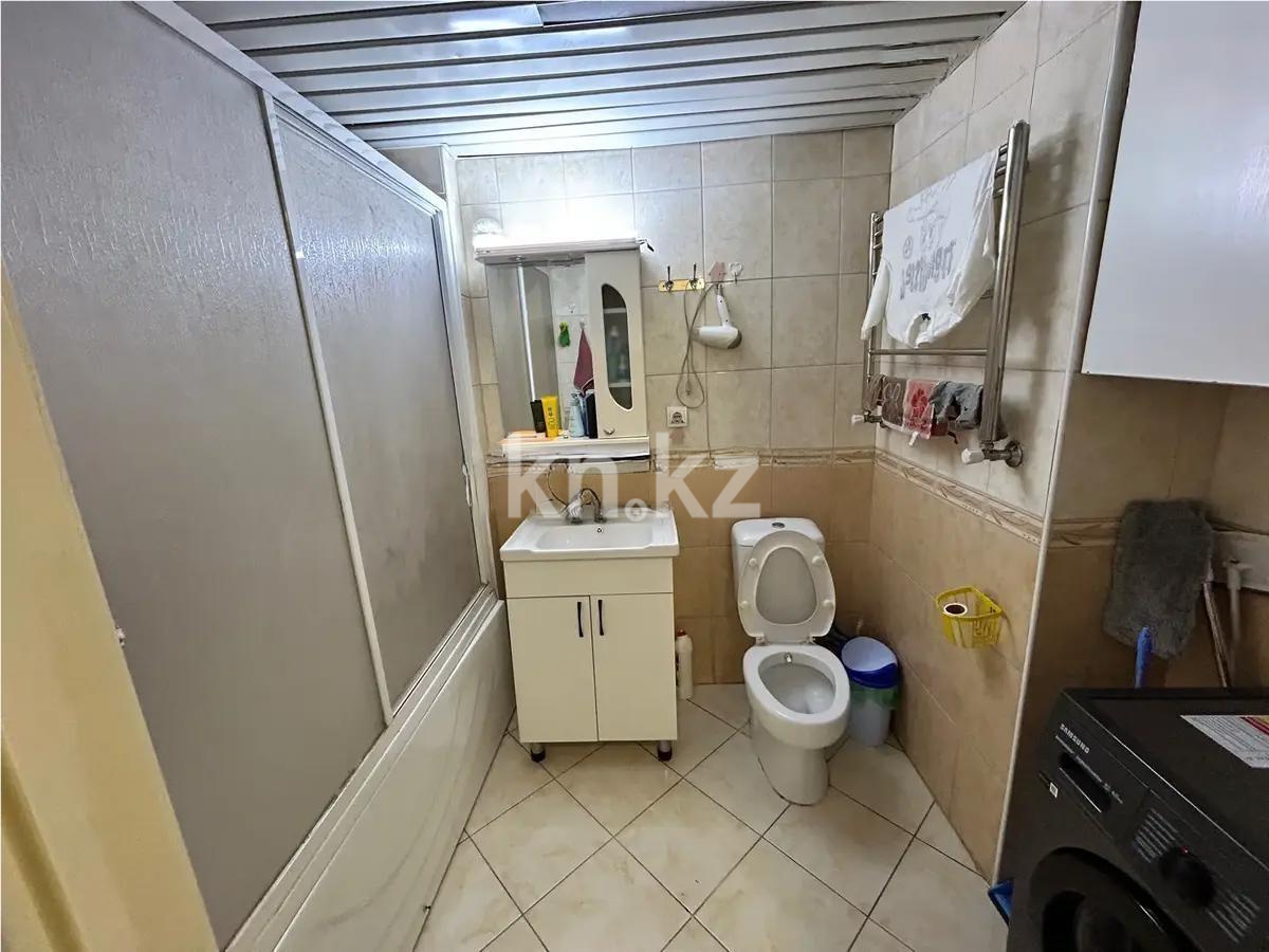 Продажа 2-комнатной квартиры, 65 м², мкр-н Аккент, дом  25 в Алматы - фото 6