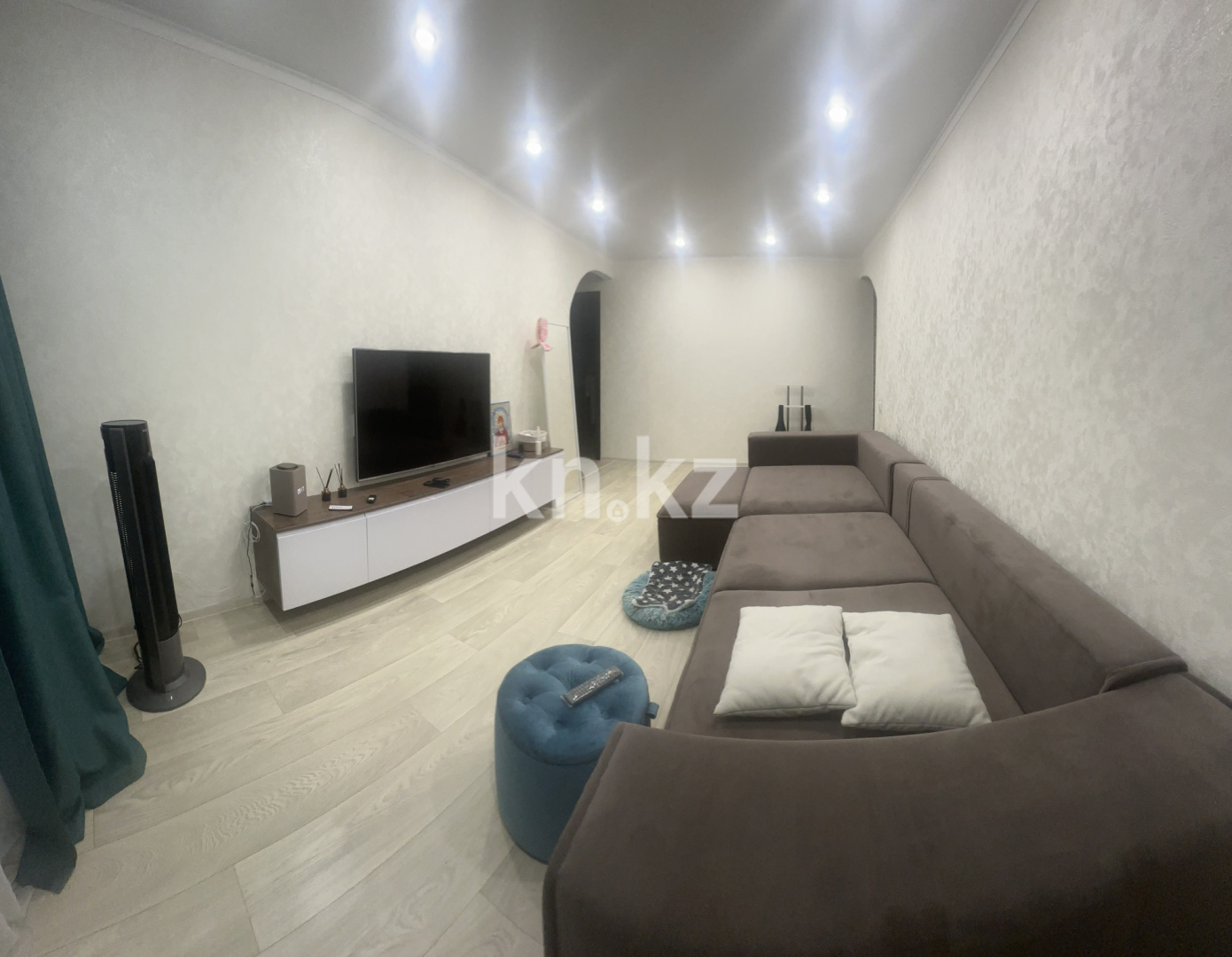 Продажа 3-комнатной квартиры, 58.7 м², ул. Абая, дом  54 в Темиртау