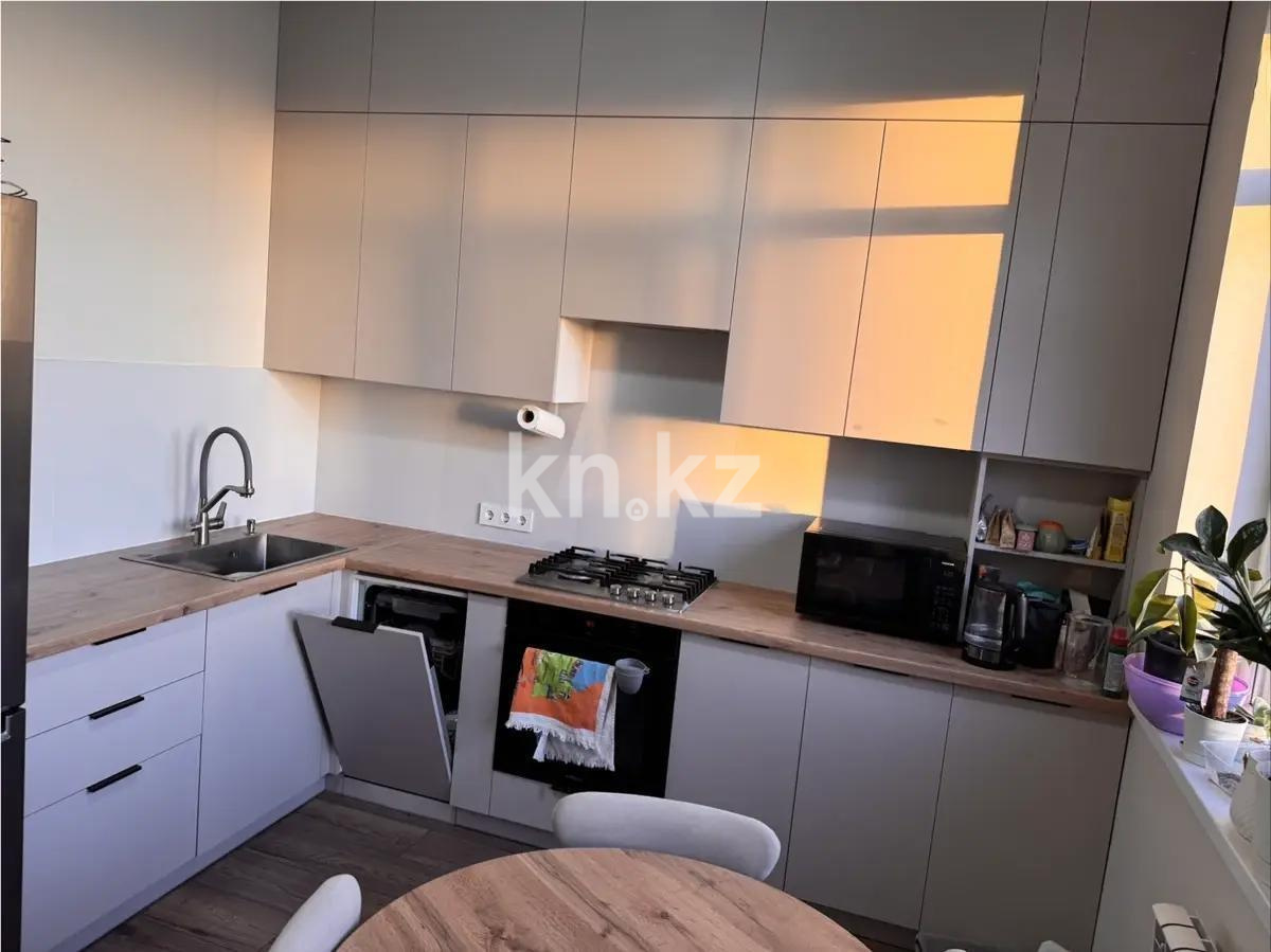 Продажа 2-комнатной квартиры, 62.4 м², ул. Жапсарбаева, дом  68 в Алматы - фото 3