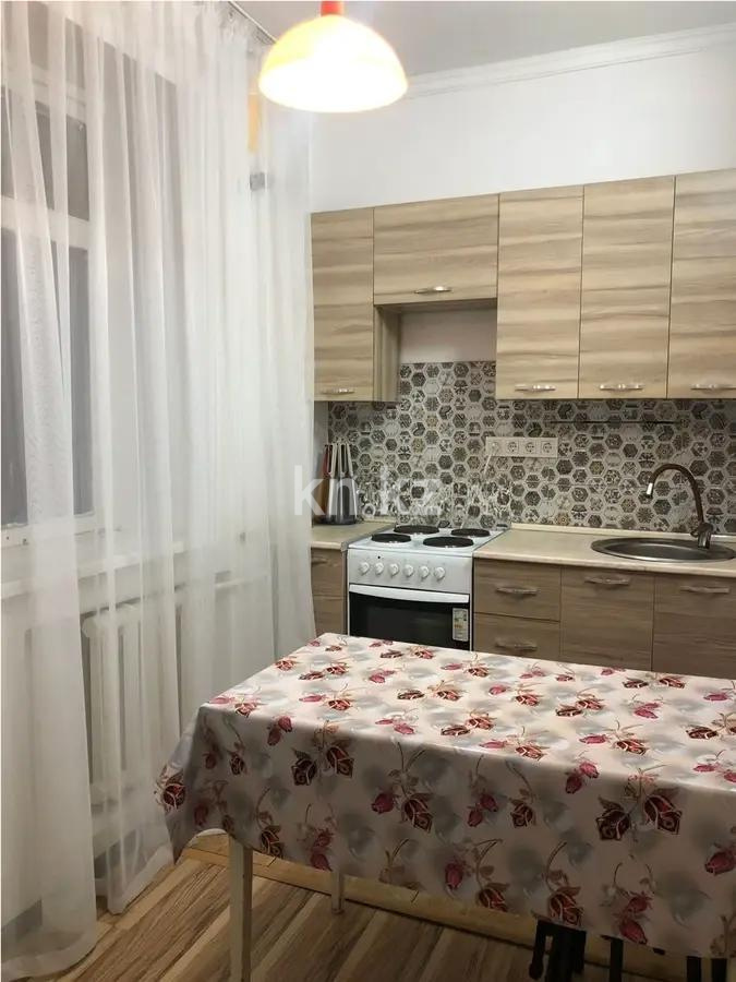 Продажа 1-комнатной квартиры, 32 м², 3 мкр., дом  65 в Алматы - фото 2