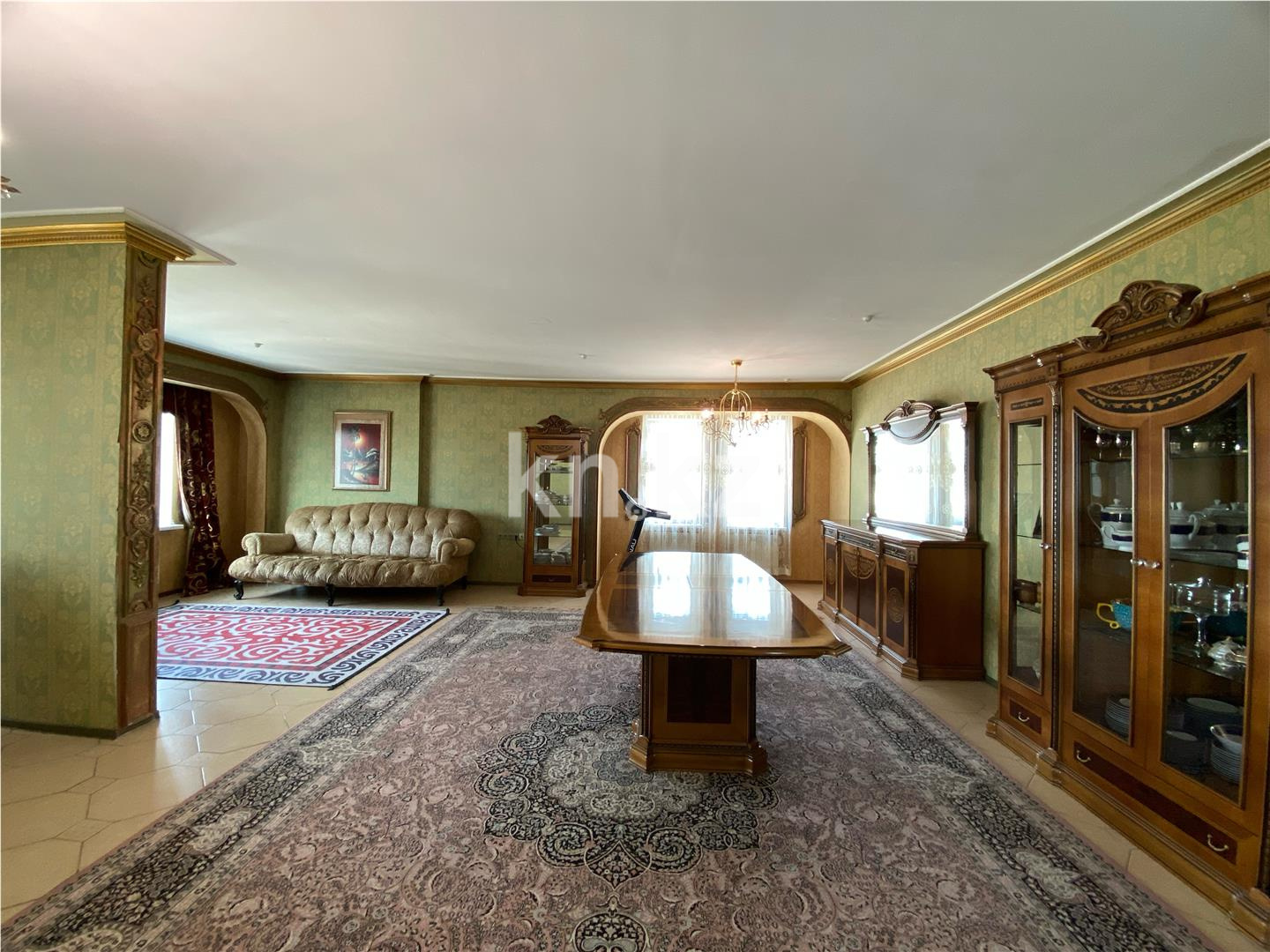 Продажа 6-комнатной квартиры, 340.4 м², пр. Кабанбай батыра в Астане