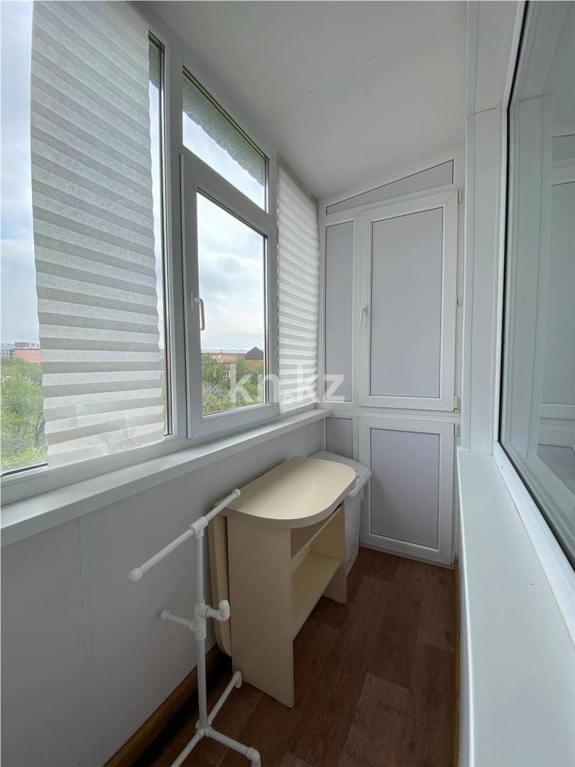 Продажа 3-комнатной квартиры, 71 м², мкр-н Степной-2, дом  3 в Караганде - фото 10