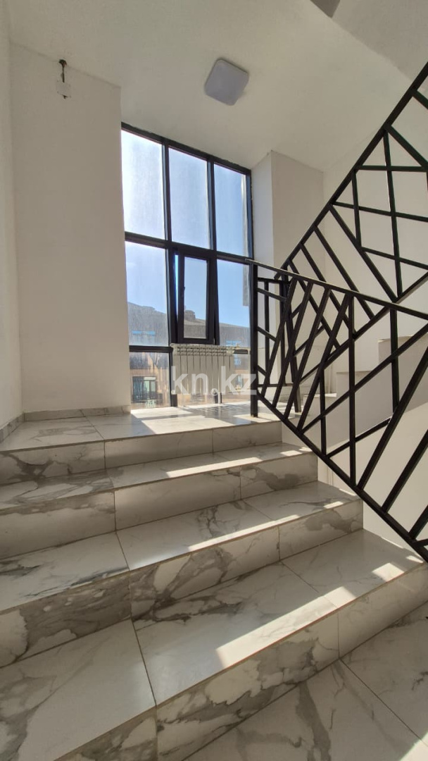 Продажа 1-комнатной квартиры, 57 м², ул. Жумабаева, дом  15 в Атырау - фото 17