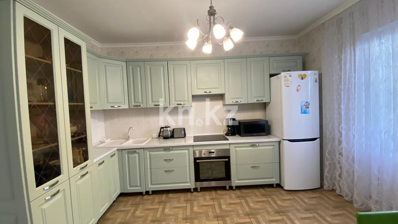 Продажа 3-комнатной квартиры, 93 м², пр. Шахтеров в Караганде - фото 8