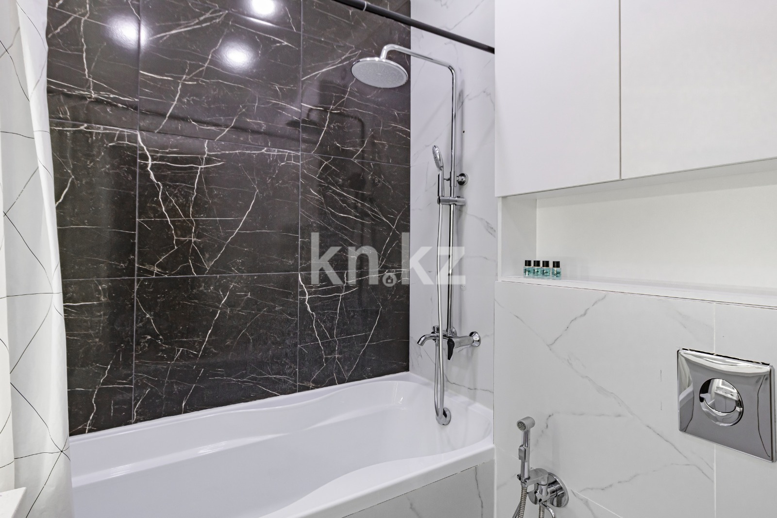 Аренда 2-комнатной квартиры посуточно, 55 м², пр. Улы Дала, дом  31 в Астане - фото 11