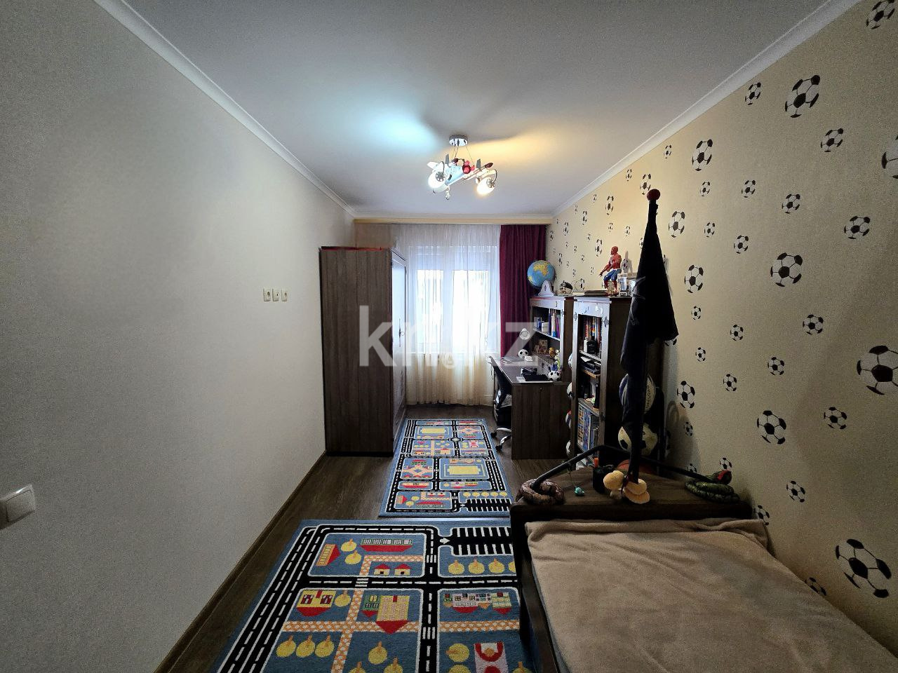 Продажа 4-комнатной квартиры, 80 м², ул. Жандосова в Алматы - фото 15