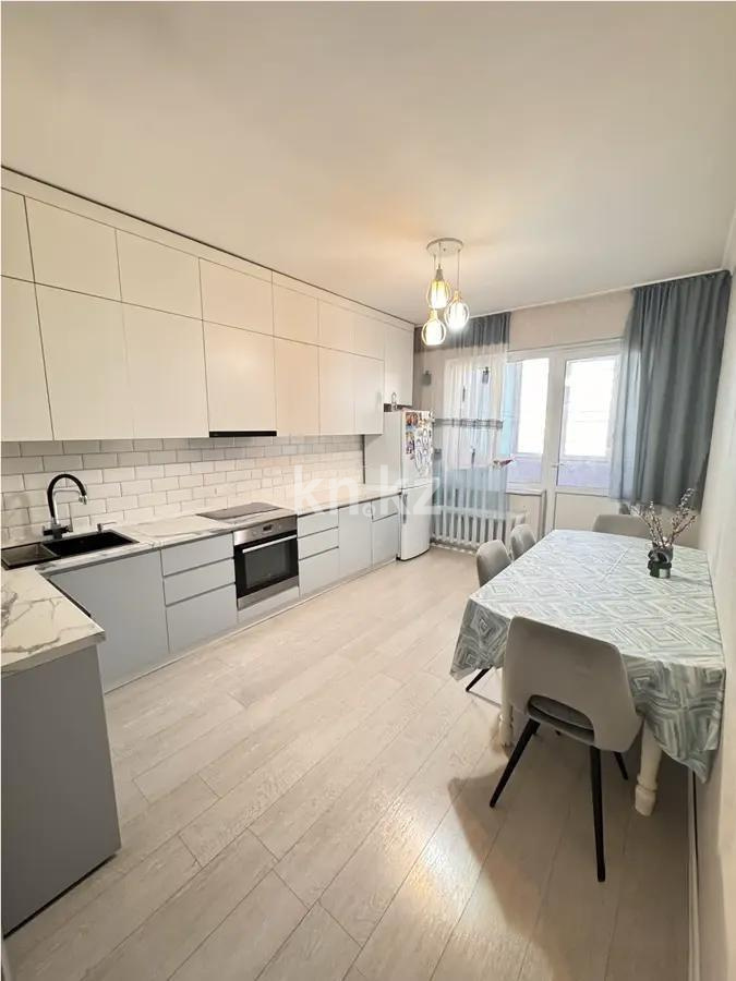 Продажа 2-комнатной квартиры, 93 м², ул. Жуалы, дом  22 в Алматы - фото 3