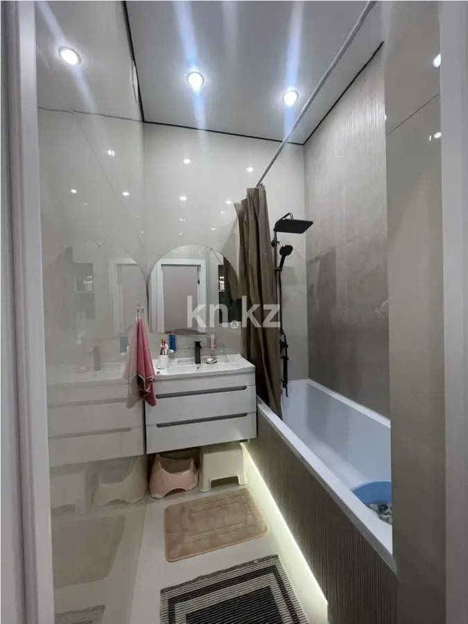 Продажа 3-комнатной квартиры, 82 м², пр. Райымбека, дом  348/1 в Алматы - фото 4