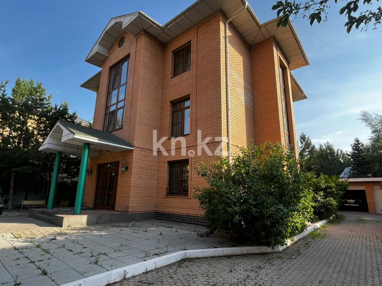 Продажа 6-комнатного дома, 420 м² в Астане