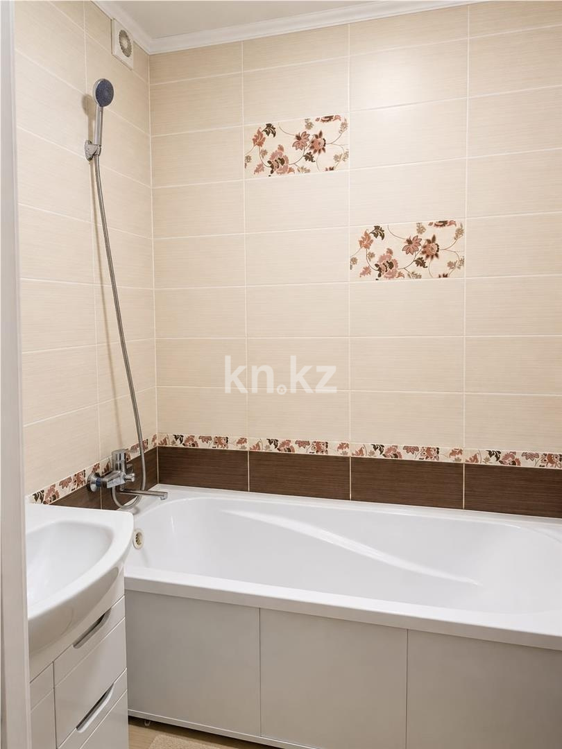Продажа 4-комнатной квартиры, 78 м² в Караганде - фото 10