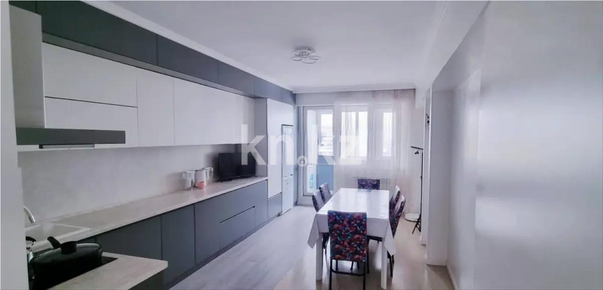 Продажа 3-комнатной квартиры, 125 м², ул. Толе би, дом  273а в Алматы - фото 3
