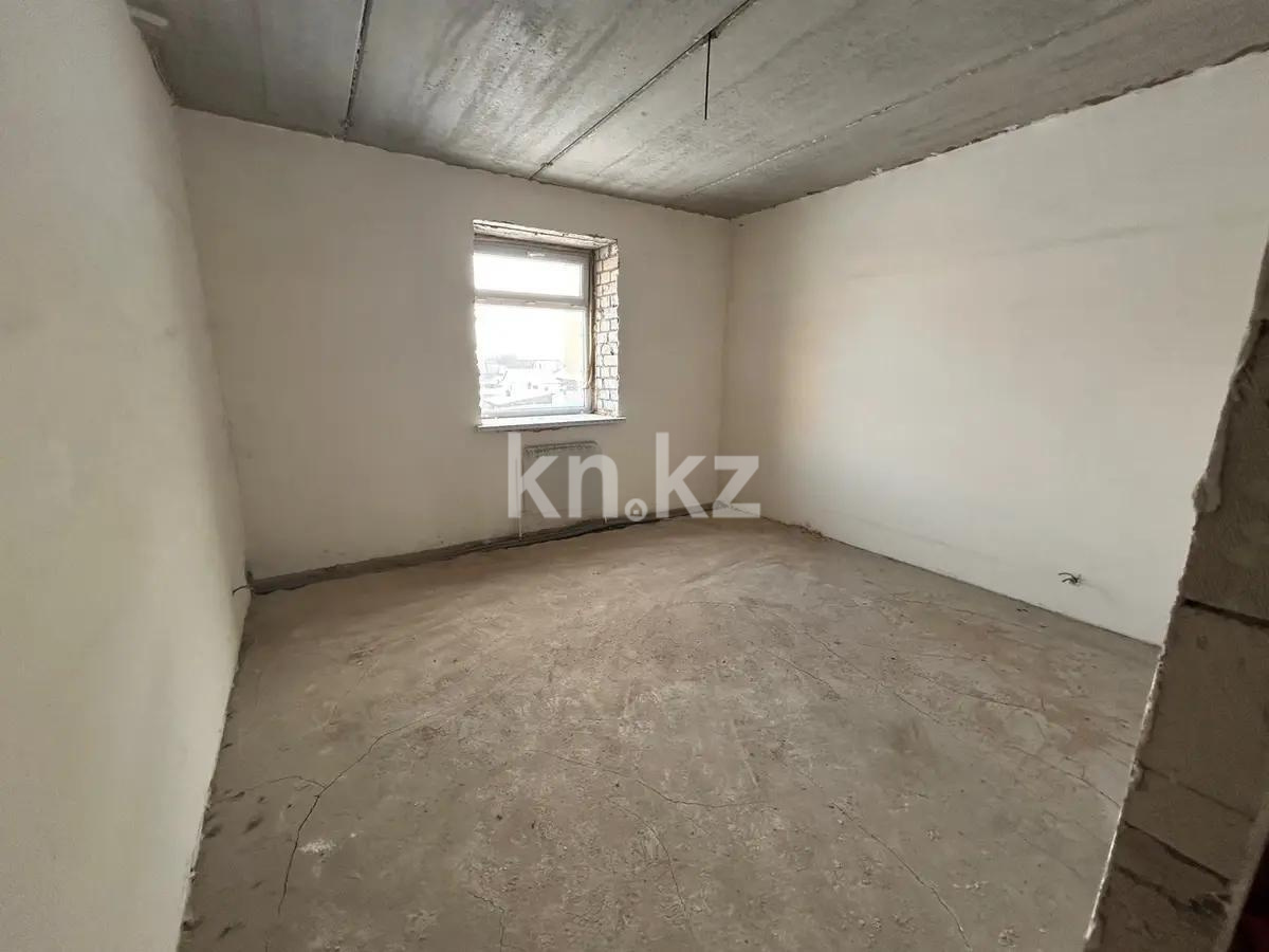 Продажа 2-комнатной квартиры, 70 м², ул. Даулеткерей, дом  10 в Астане - фото 2