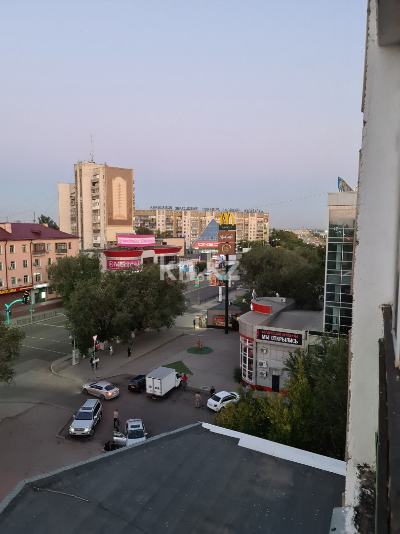 Аренда 1-комнатной квартиры посуточно, 35 м², пр. Бухар-жырау, дом  63/4 в Караганде - фото 2