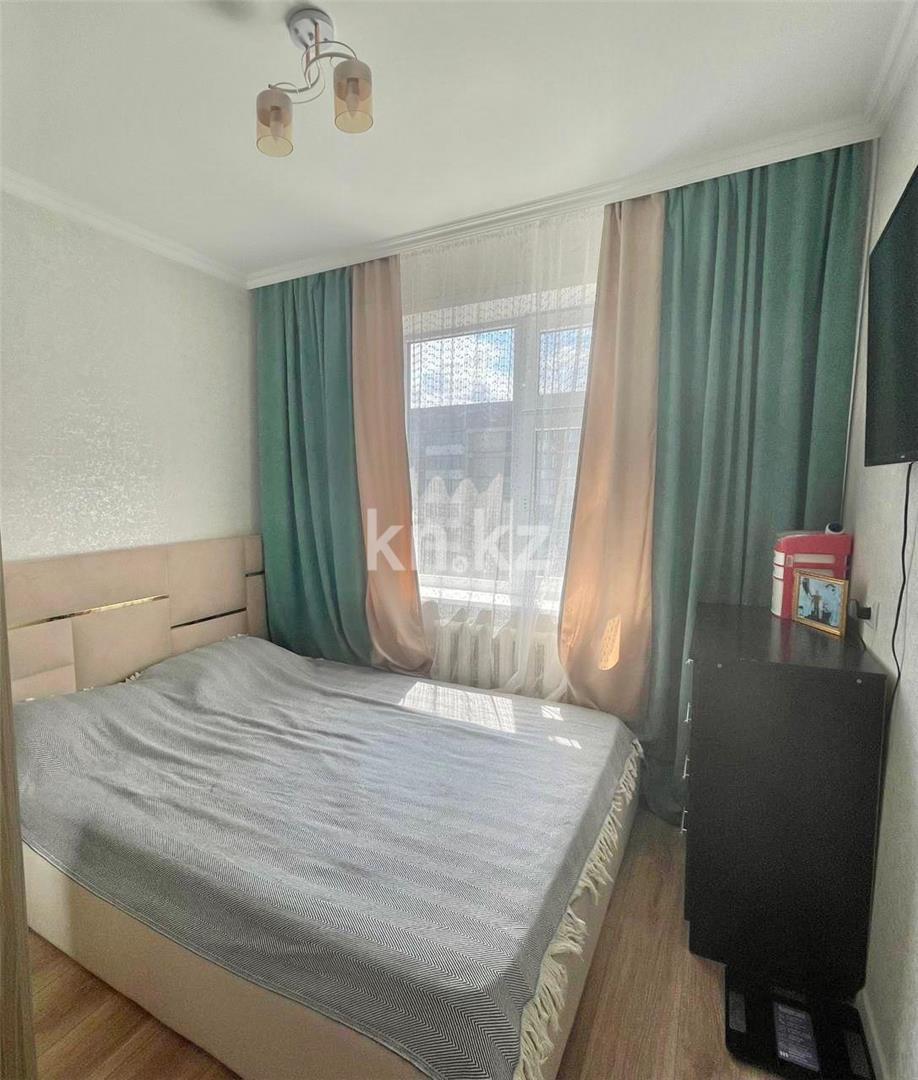 Продажа 3-комнатной квартиры, 64 м², пр. Шахтеров в Караганде - фото 10