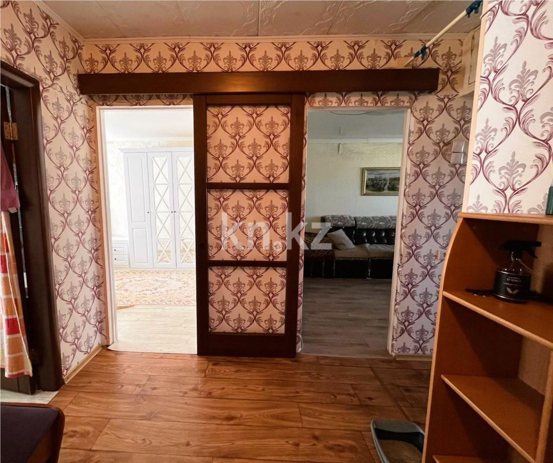 Продажа 3-комнатной квартиры, 62 м², ул. Муканова в Караганде - фото 10