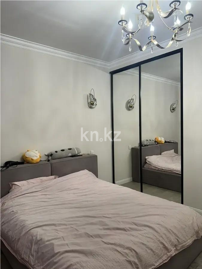 Продажа 4-комнатной квартиры, 130 м², мкр-н Керемет, дом  6/21 в Алматы - фото 2