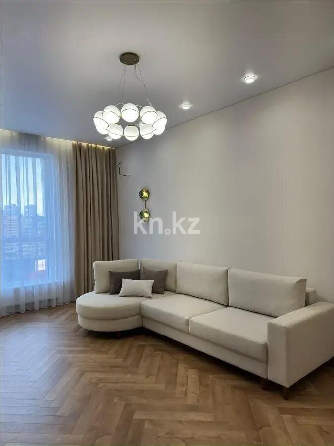 Продажа 2-комнатной квартиры, 77 м² в Астане