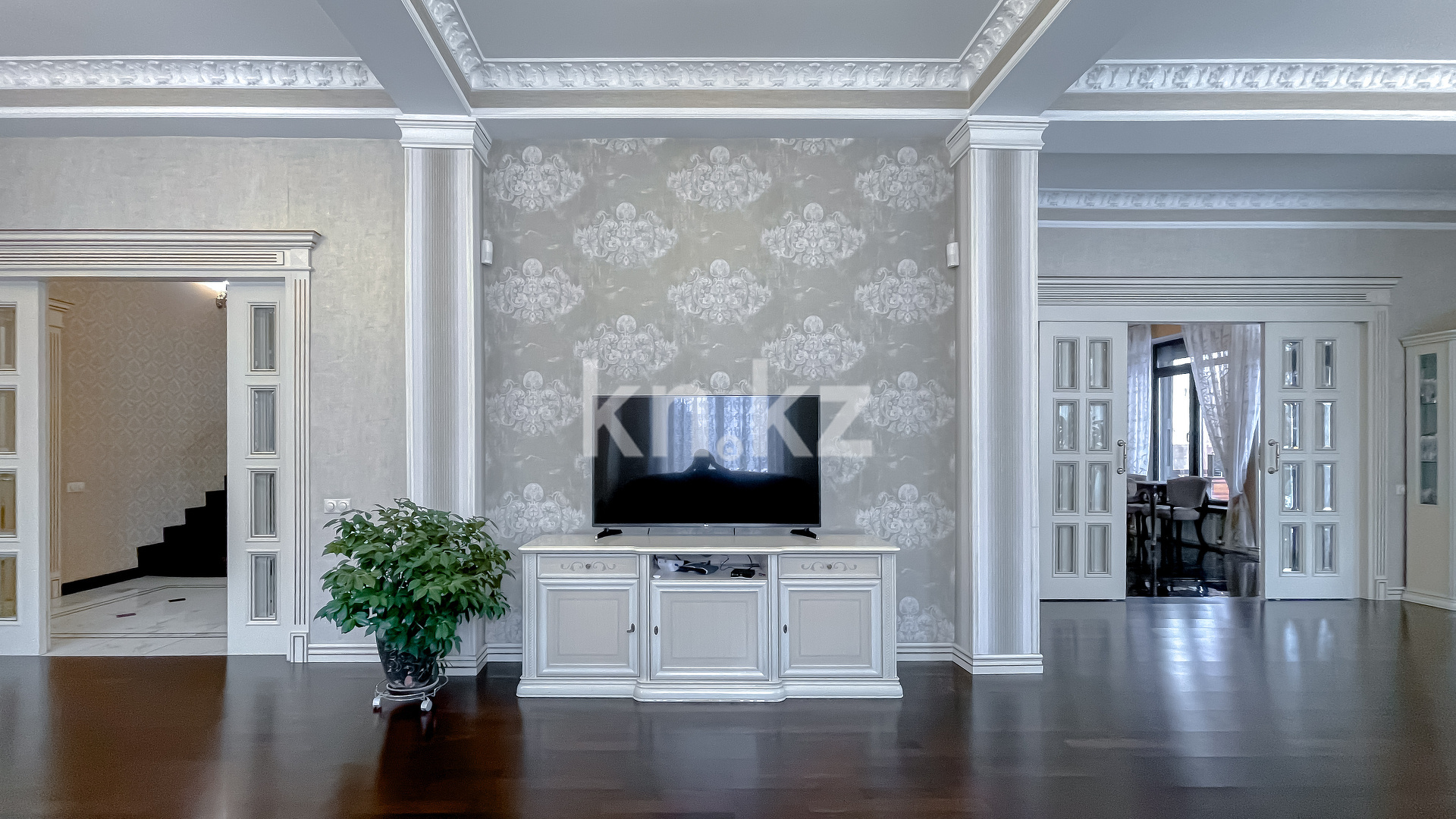 Продажа 6-комнатного дома, 375 м² в Алматы - фото 36