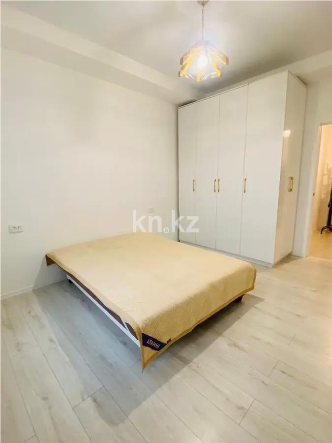 Продажа 1-комнатной квартиры, 43 м², мкр-н Калкаман-1, дом  5 в Алматы