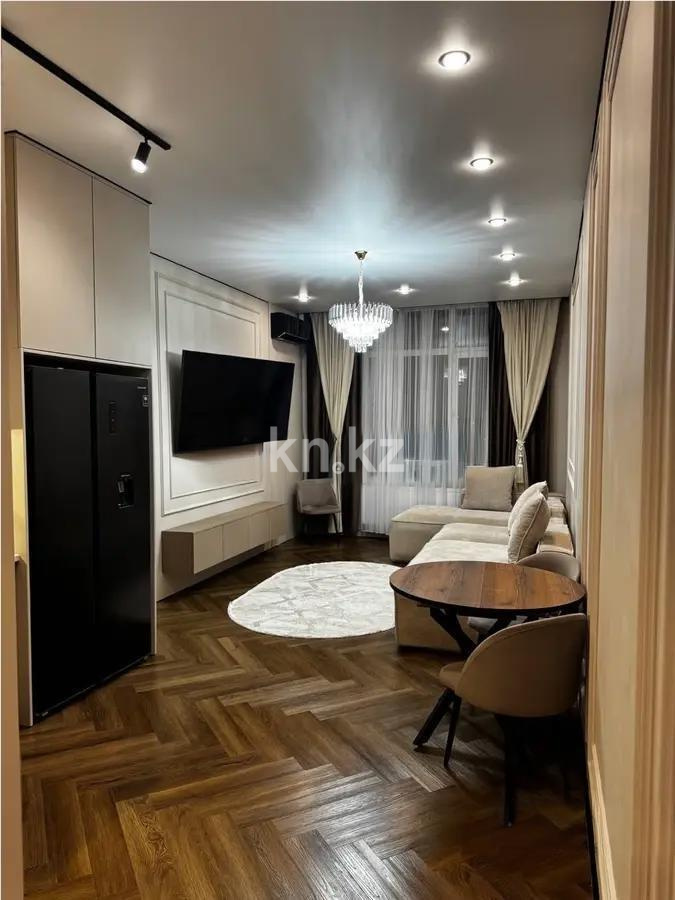 Продажа 4-комнатной квартиры, 90.3 м², пр. Туран, дом  52/5 в Астане