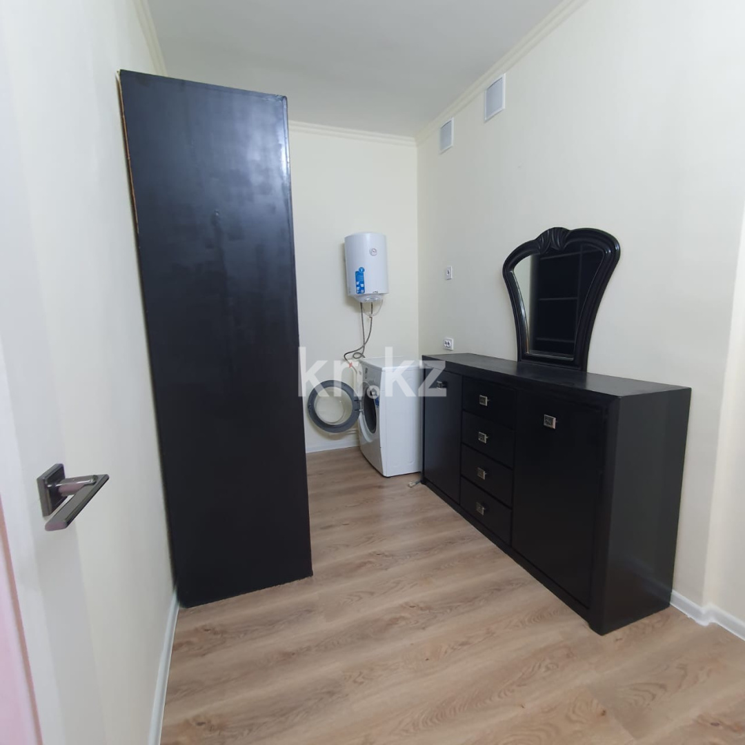 Аренда 2-комнатной квартиры, 60 м², пр. Республики, дом  1/2 в Караганде - фото 12