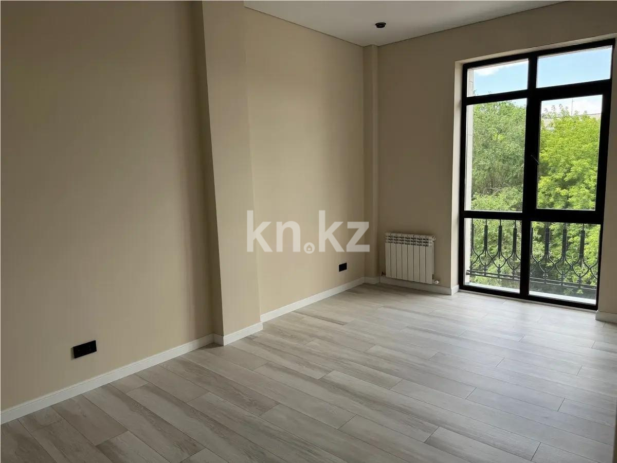 Продажа 3-комнатной квартиры, 112 м², ул. Аманжолова, дом  14/1 в Караганде - фото 2