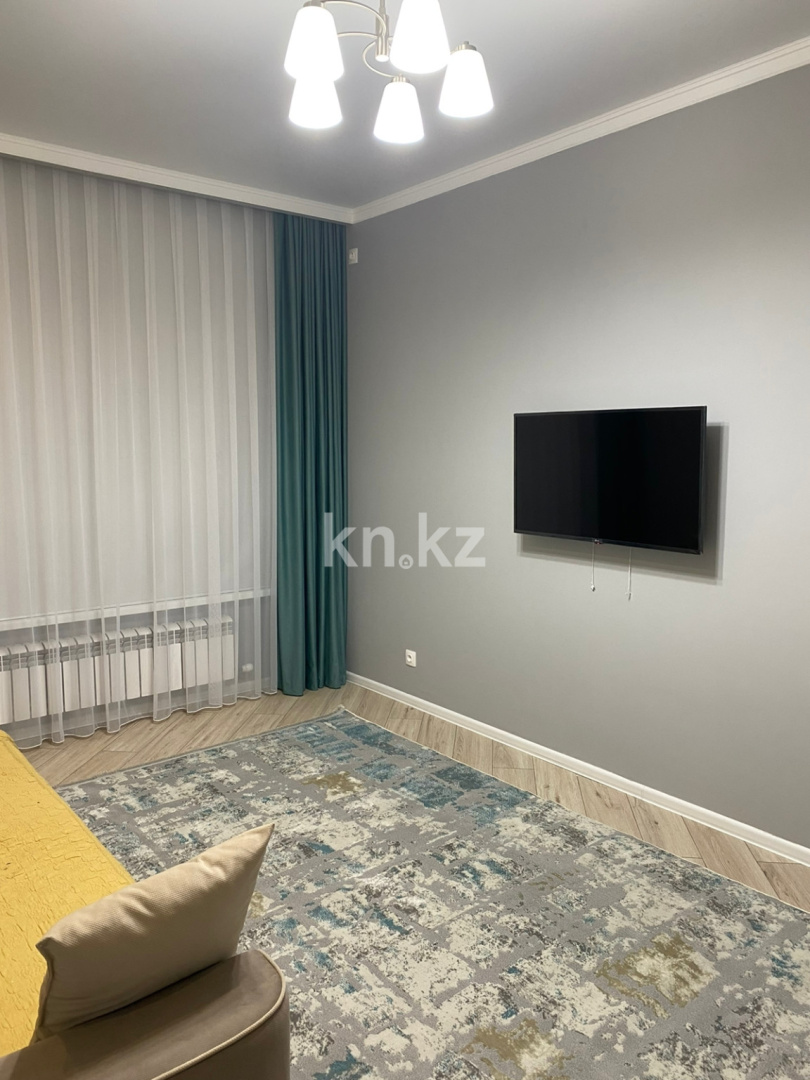 Аренда 1-комнатной квартиры посуточно, 40 м², ул. Петрова, дом  7 - ул. Сатпаева в Астане