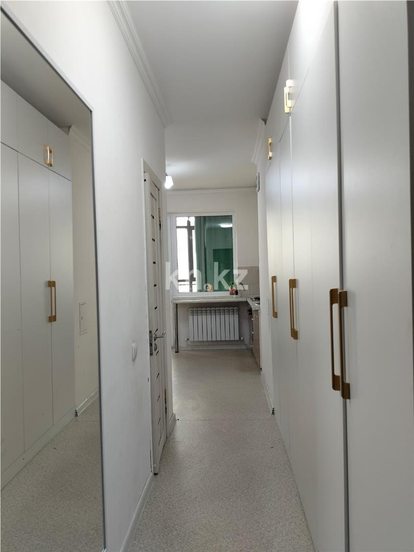 Продажа 1-комнатной квартиры, 37 м², ул. Айтматова в Астане - фото 6