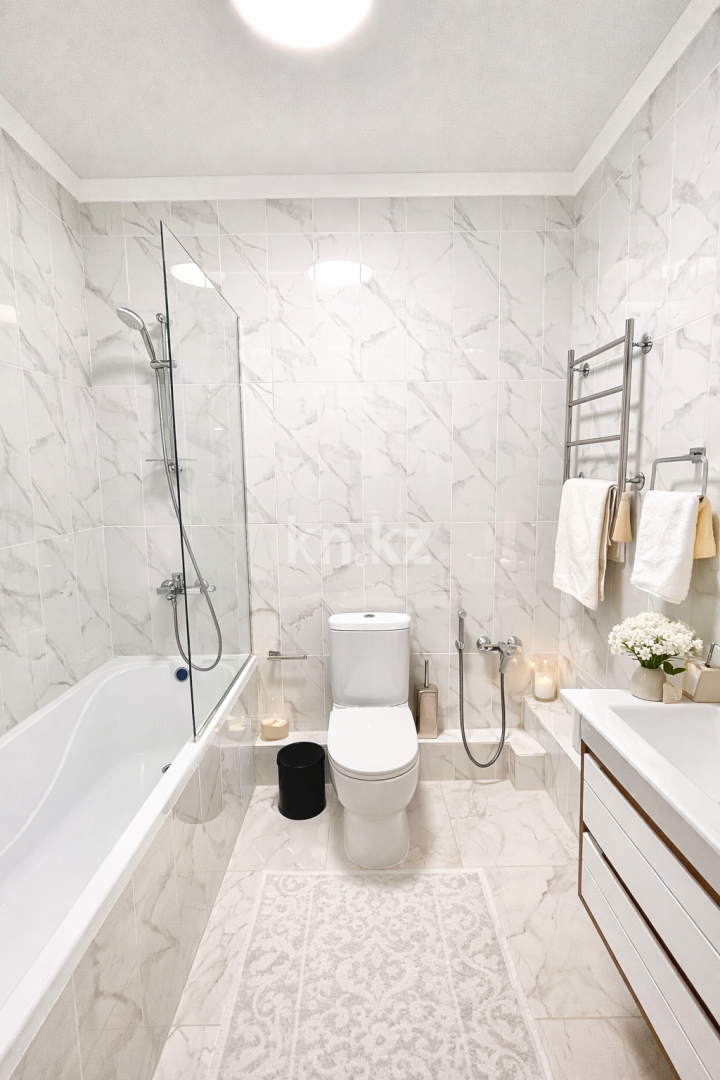 Аренда 1-комнатной квартиры посуточно, 50 м² в Алматы - фото 9