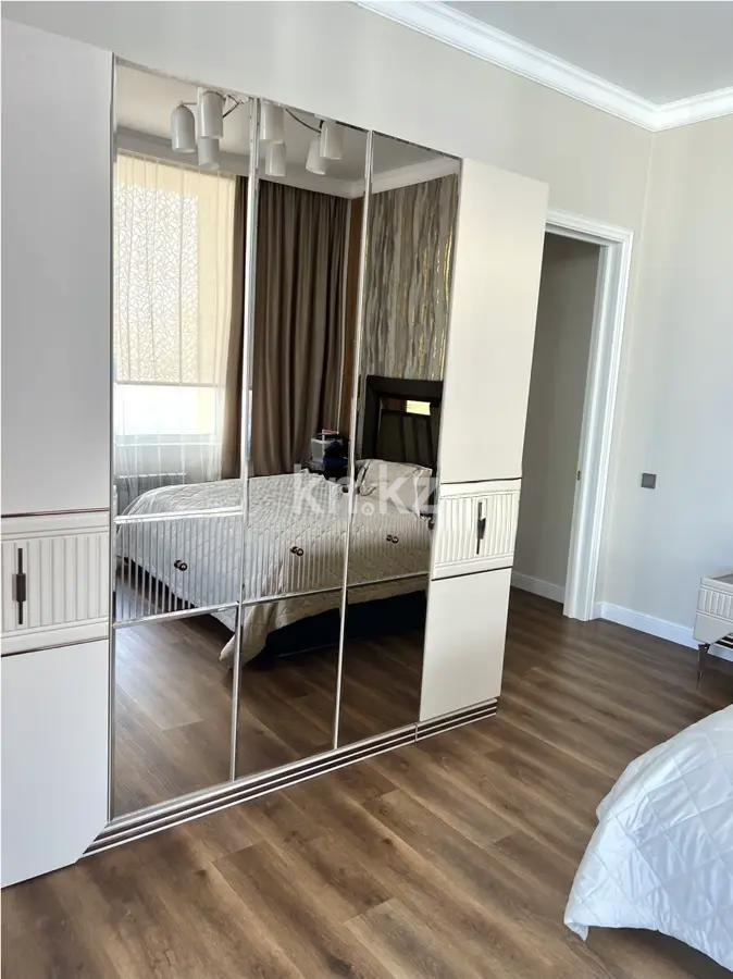 Продажа 4-комнатной квартиры, 121.1 м², пр. Тауелсыздык, дом  56/2 в Астане - фото 3