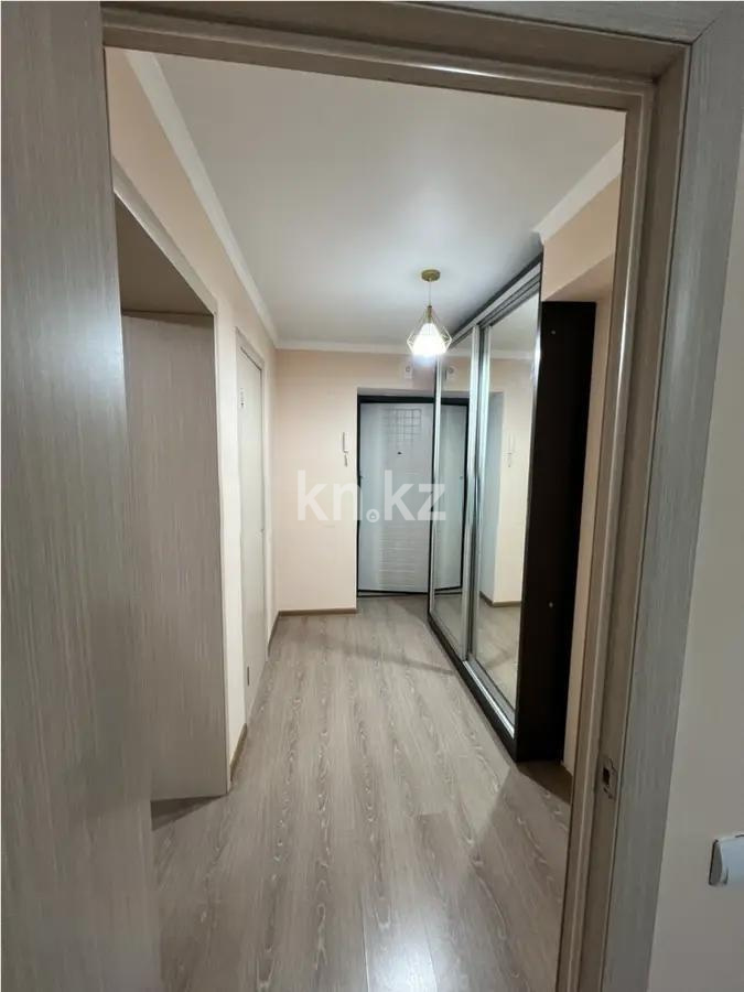 Продажа 1-комнатной квартиры, 37 м², ул. Карасай батыра, дом  22б в Астане - фото 4