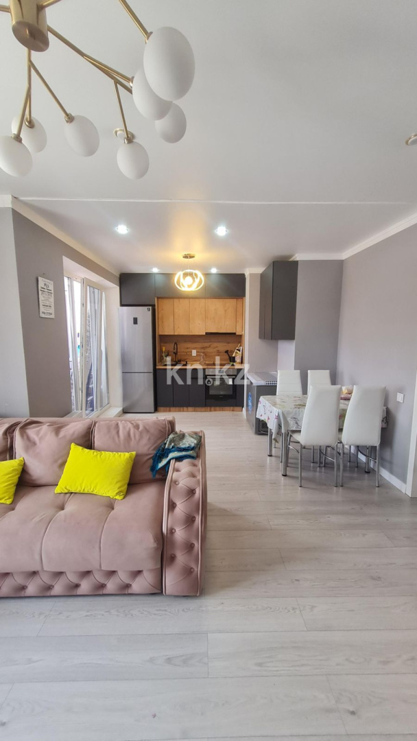 Продажа 1-комнатной квартиры, 41.8 м², ул. Сатыбалдина в Караганде