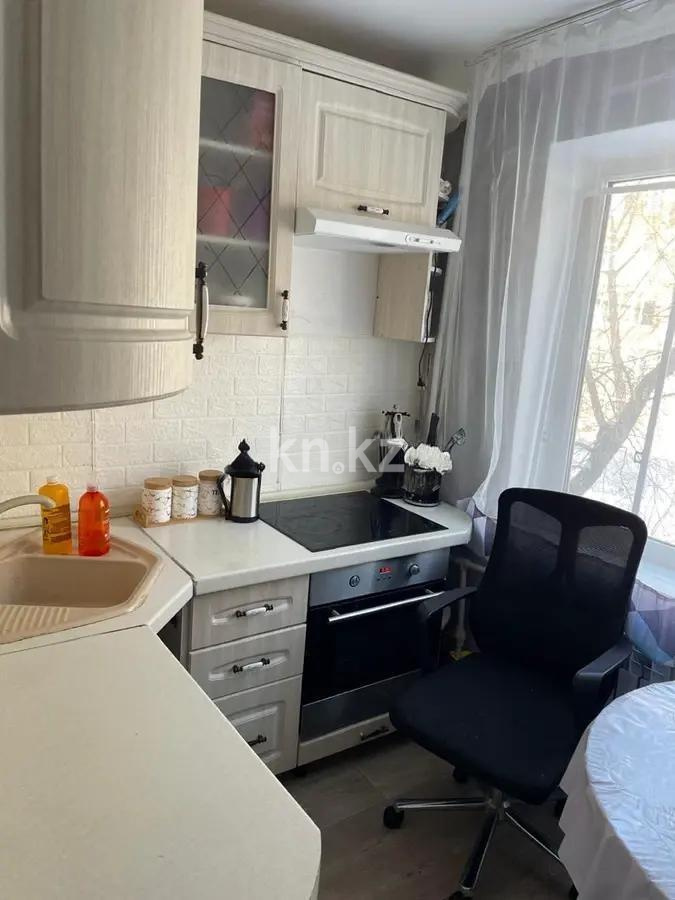 Продажа 3-комнатной квартиры, 57 м², мкр-н 12, дом  41 в Караганде - фото 4